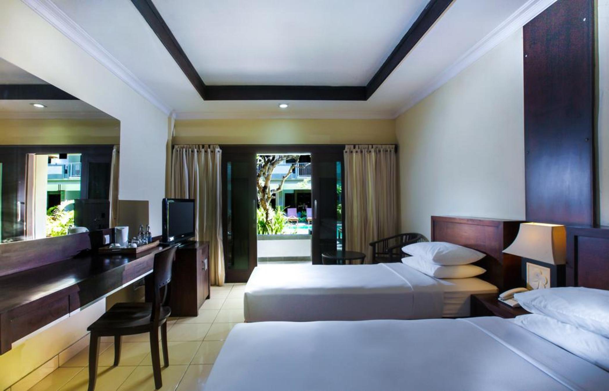 Champlung Mas Hotel Legian Екстер'єр фото