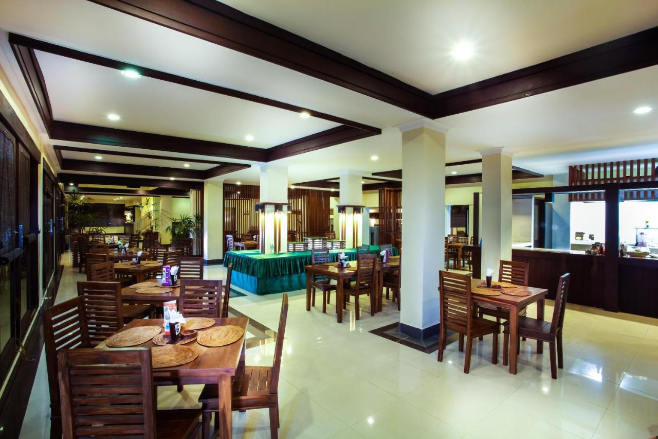Champlung Mas Hotel Legian Екстер'єр фото