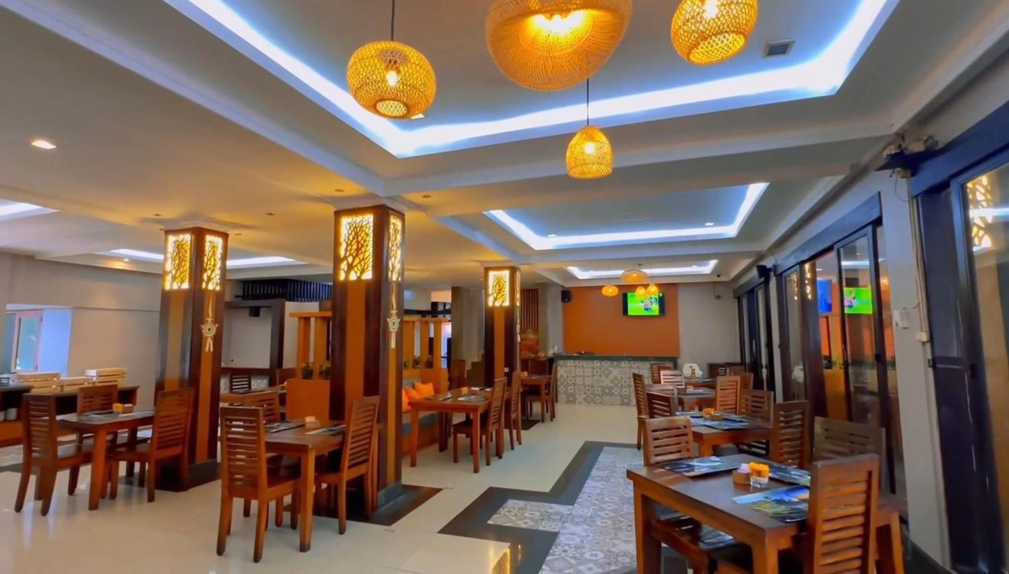 Champlung Mas Hotel Legian Екстер'єр фото