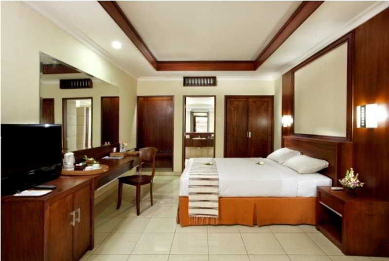 Champlung Mas Hotel Legian Екстер'єр фото